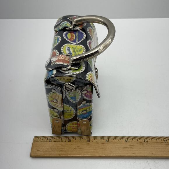Vintage Soda Cap Designs Handbag Storage Carry Pouch Tuck Lock Buckle Purse - Picture 9 of 10